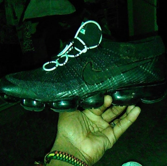 Shoes - Picture 7 of 7